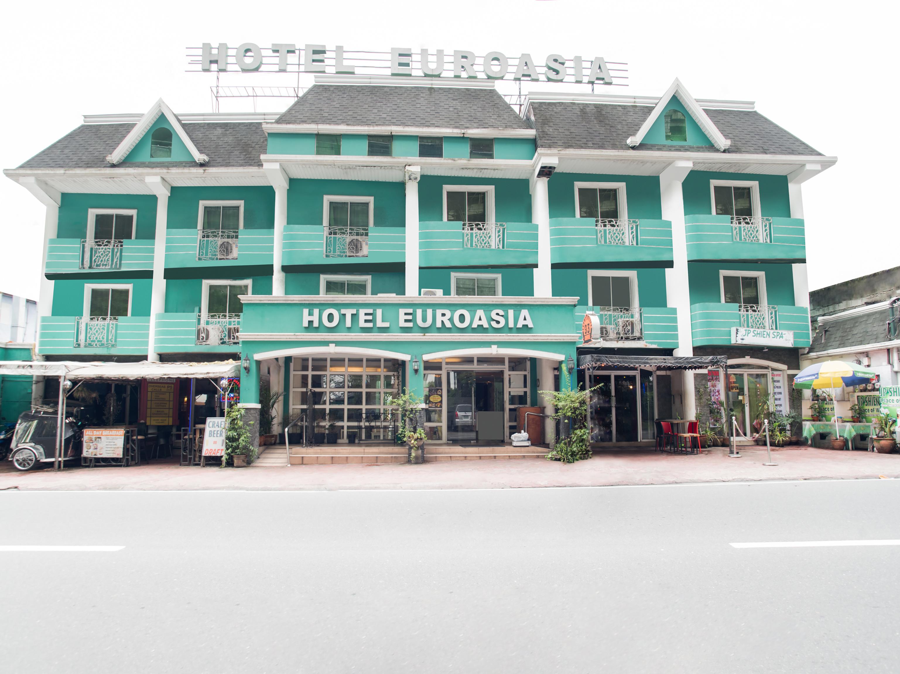 Hotel Euroasia By Bluebookers Angeles Ngoại thất bức ảnh